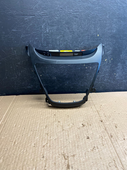 2014-2016 Hyundai Elantra Center Radio Climate Control Air Vent Bezel AF6435 DW0