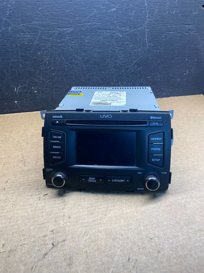2011 2012 2013 Kia Sorento Sirius AM/FM CD Radio Screen Display AD9894 DG0