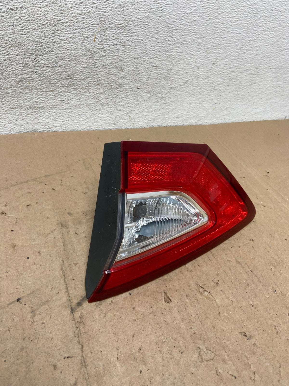2013 to 2016 Ford Fusion Right Passenger RH Side Tail Light Inner AG4845 LK1