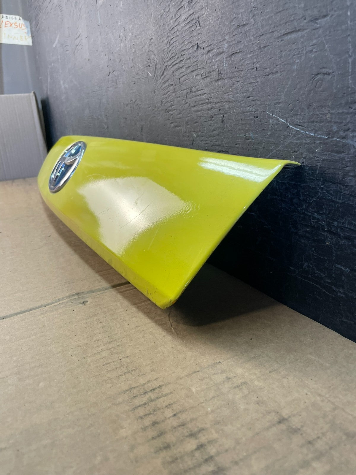 2012 2013 2014 Toyota Prius V Trunk Lid Liftgate Garnish Trim Panel OE AD0135 DG1