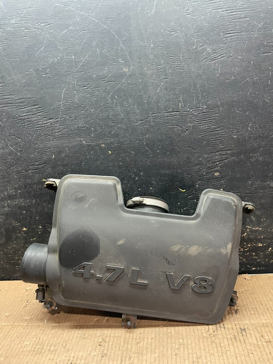 2008 2009 Jeep Commander 4.7L V8 Air Cleaner Filter Box OEM y6292 DG0