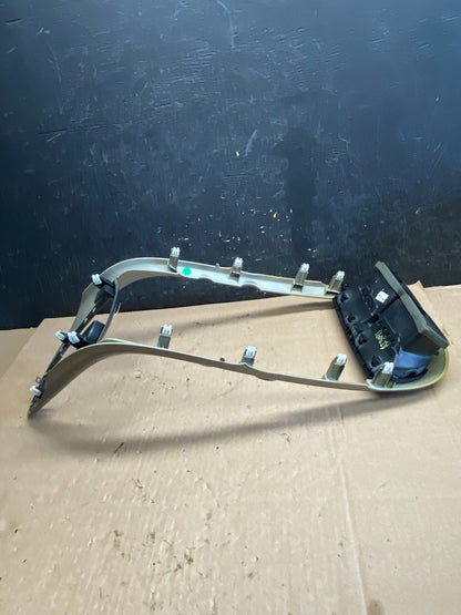 2013-2015 Chevrolet Malibu Center Dash Radio Air Vent Trim Bezel AI3091 DG3