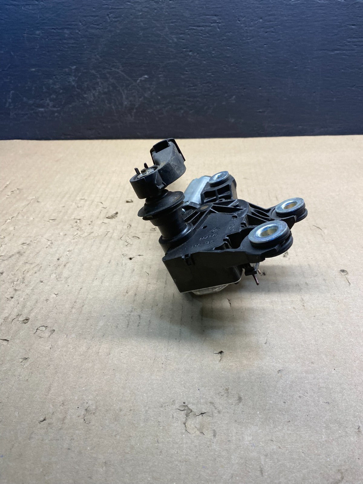 2007 to 2015 Audi Q7 Rear Windshield Washer Wiper Motor ac0796 DG4