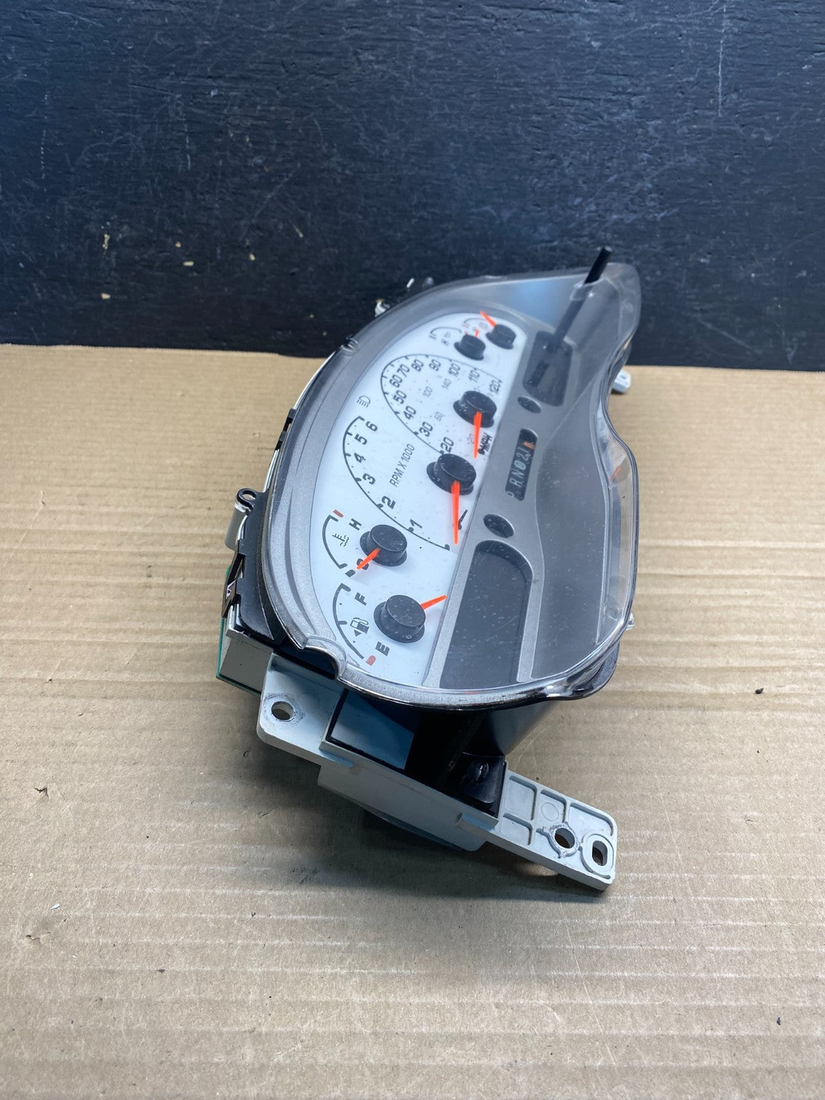 2004 - 2005 Ford Explorer Sport Trac Speedometer Cluster Gauge AF3835 DW1