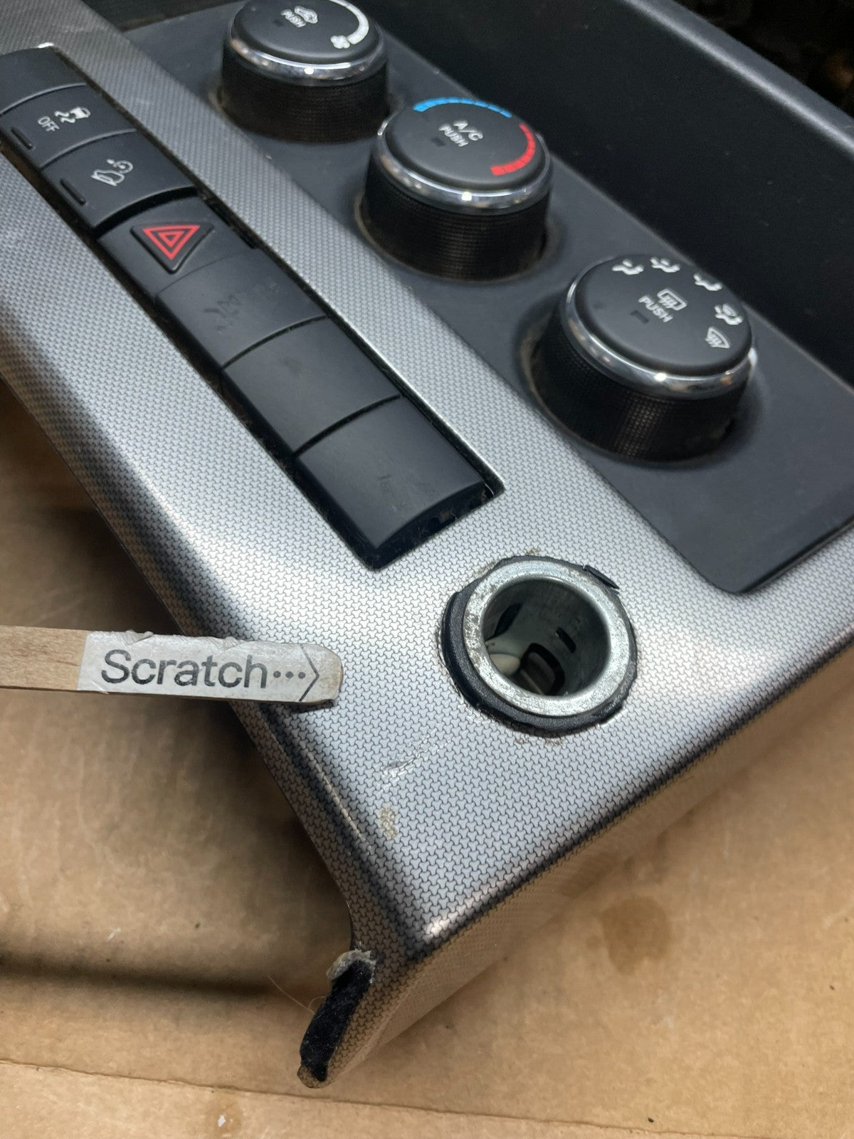 2008 to 2012 Jeep Liberty Dash Climate Temperature Control Radio Bezel aa9007 DG5