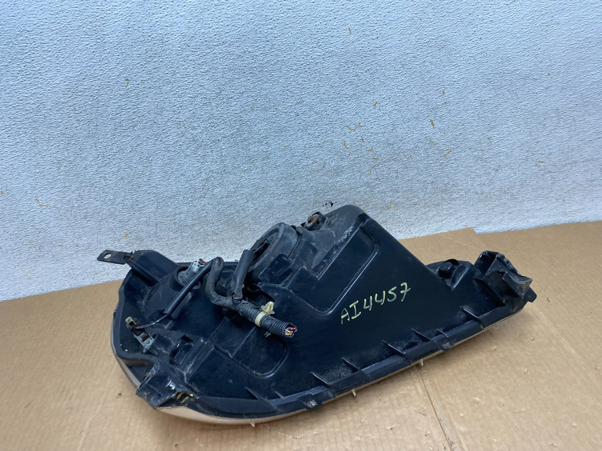2003 2004 2005 Honda Pilot Left Driver LH Side Halogen Headlight AI4457 DW8