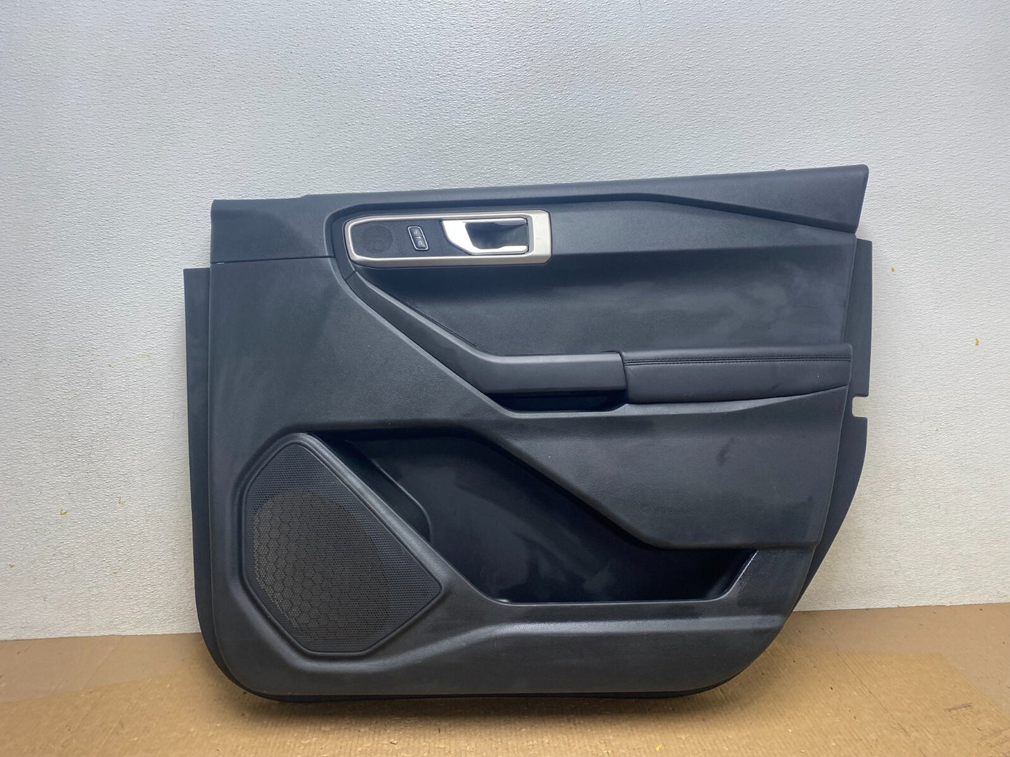 2020 to 2023 Ford Explorer Interceptor Front Right Side Door Panel OEM G17760