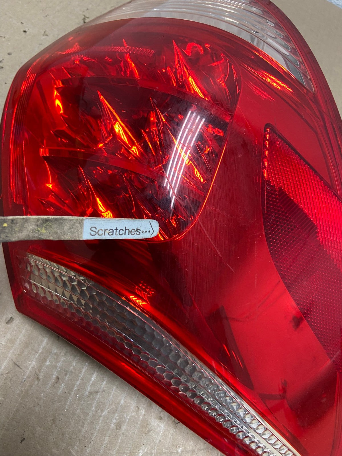2006 2007 2008 Toyota Rav4 Left Driver LH Side Tail Light AE9811 LK3