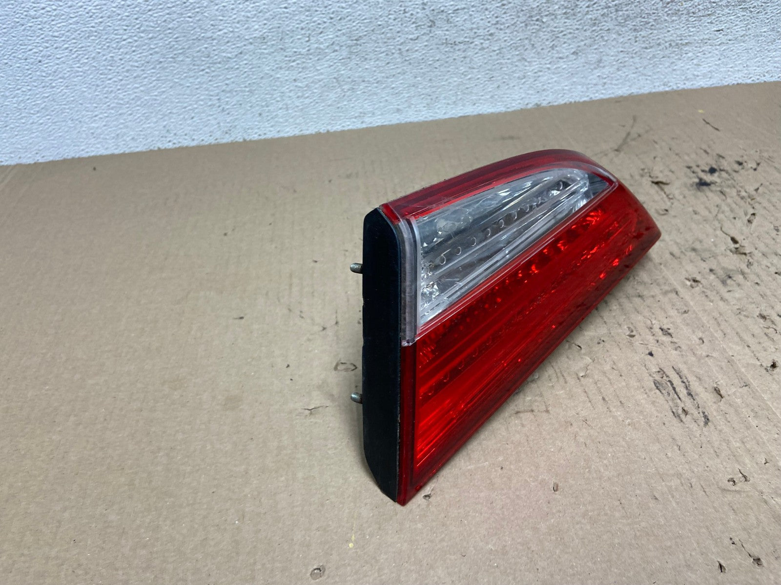 2011 2012 2013 Hyundai Elantra Inner Tail Light Right Passenger AF5988 LK2