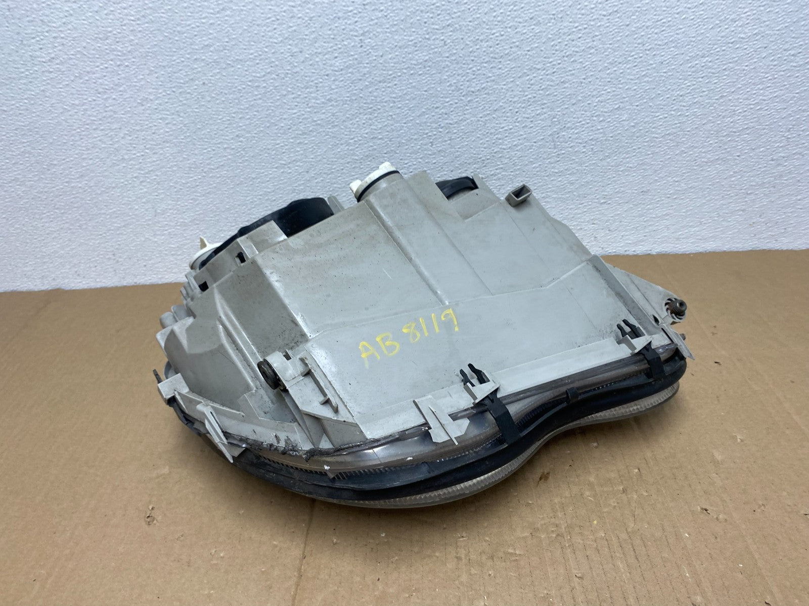 2001-2004 Mercedes-Benz C Class Halogen Left Driver Headlight Oem AB8119 DW6