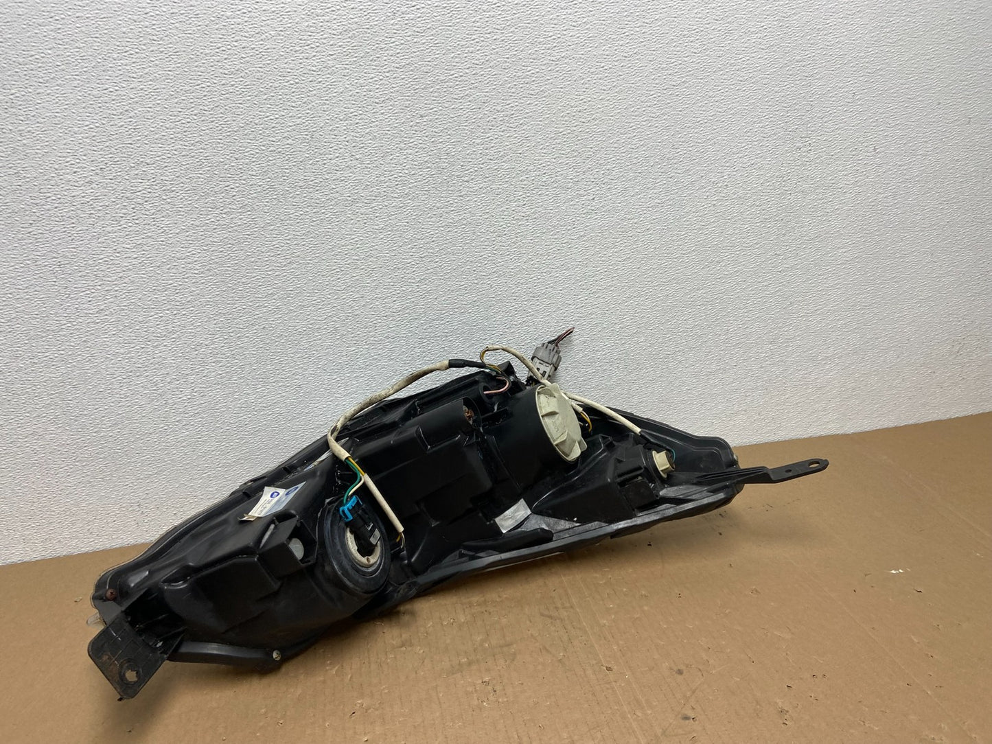 2010 2011 2012 Subaru Legacy Outback Left Driver Halogen Headlight AB6496 DW5