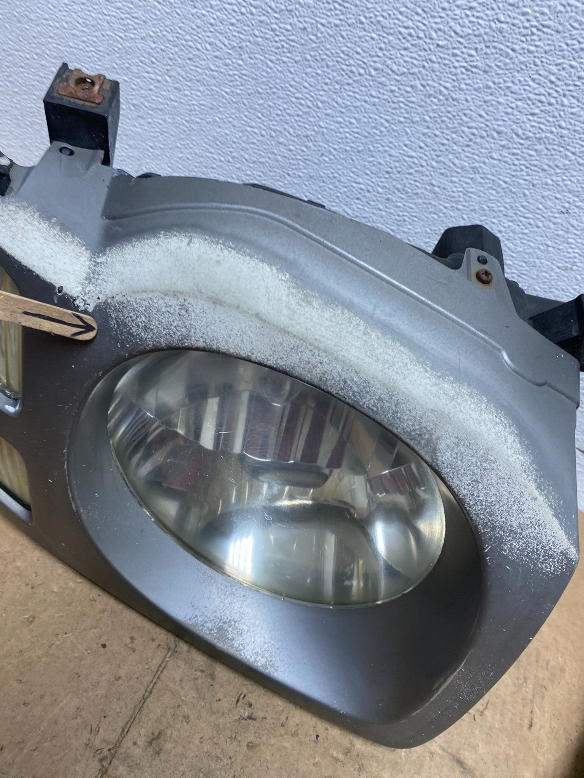 2002 2003 2004 Nissan Xterra Left+Right Side Headlights OEM AC3484 DW6