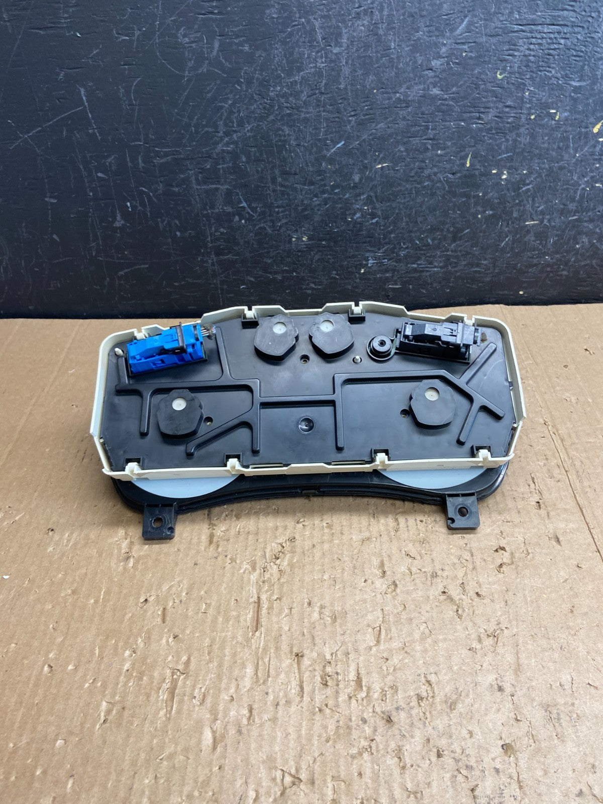 2011 to 2013 Ford Transit Connect Speedometer Gauge Cluster AE4315 DW5