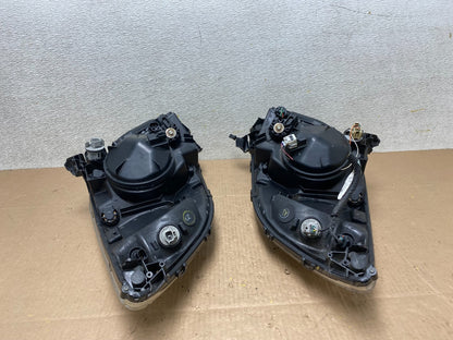 2004-2005 Toyota Prius Left+Right Side Xenon Headlights W0797 DW14