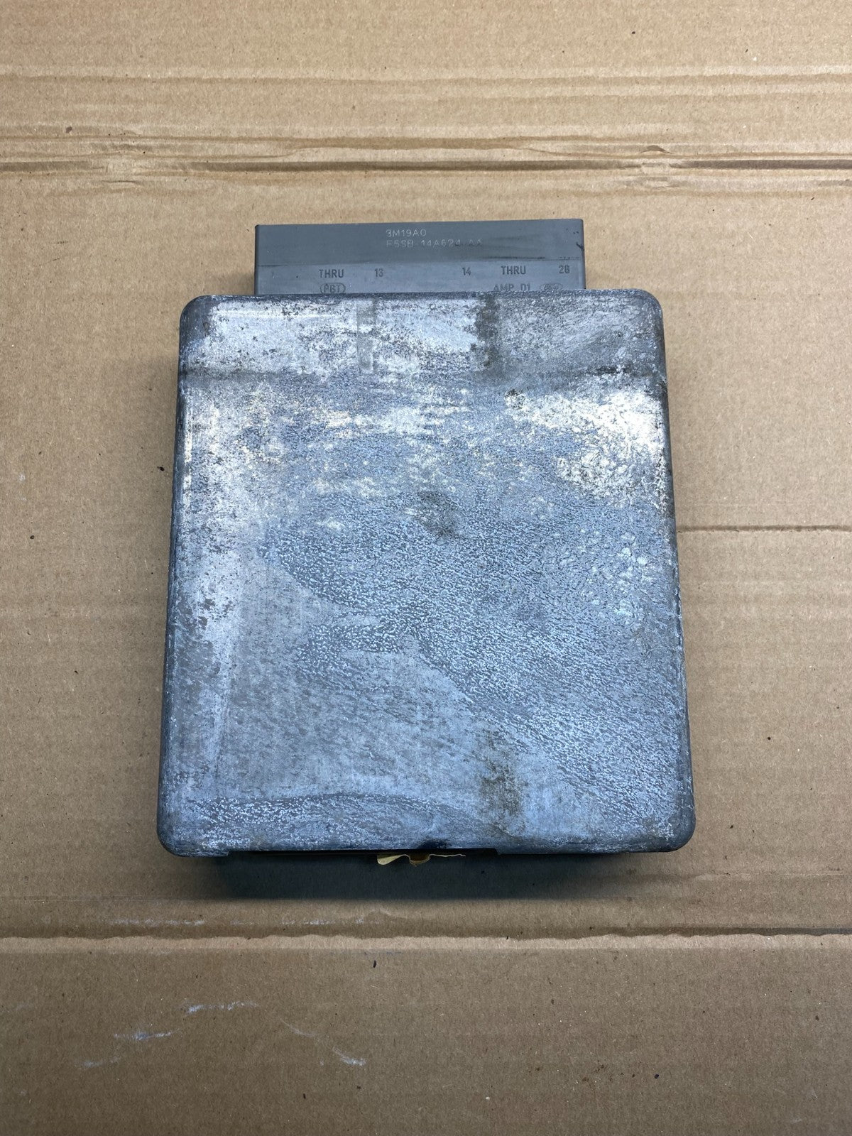 2004 Ford Van E250 E350 5.4L Engine Control Module Unit ECU AE8074 DW0