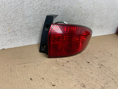 2006-2007 Subaru Tribeca B9 Right Passenger Rh Side Tail Light AH5973 LK1