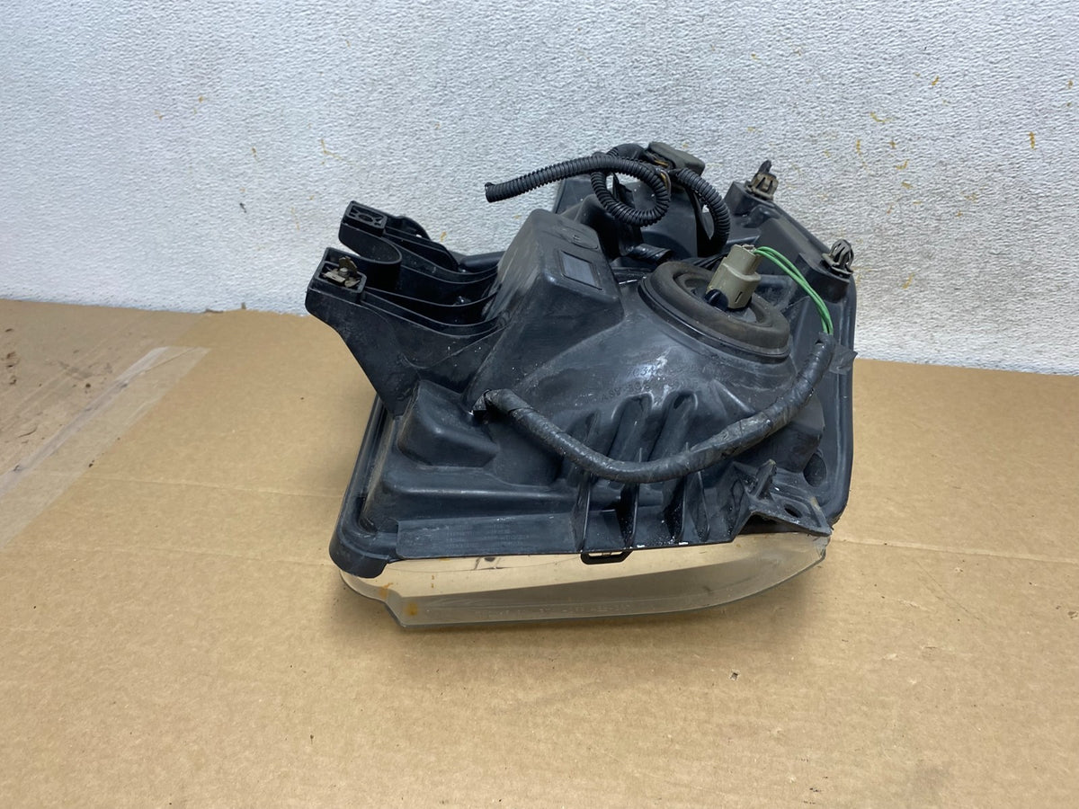 2008 to 2010 Ford F250 Super Duty Right Passenger RH Side Headlight AH7754 DW6
