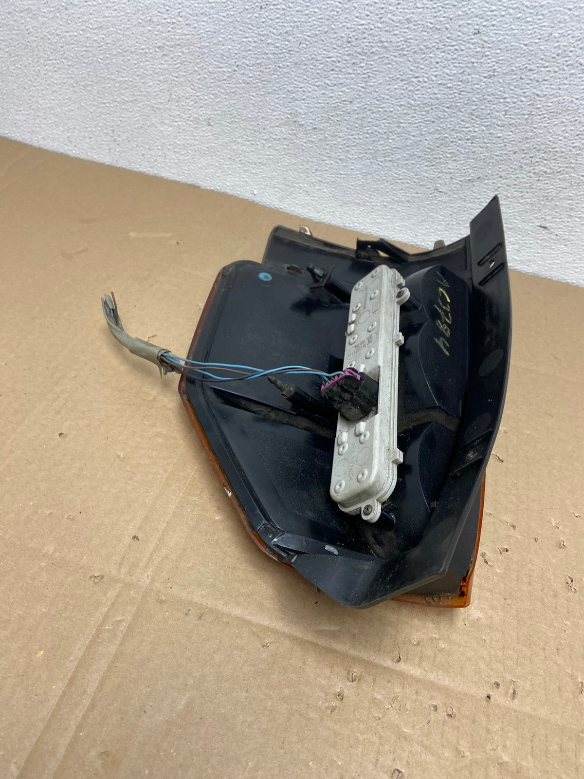 2002 to 2009 Gmc Envoy Left Driver Lh Side Tail Light OEM AC3784 LK6