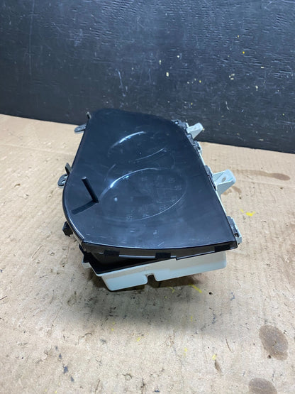 2005 to 2010 Toyota Avalon Cluster Speedometer M7928 PS2