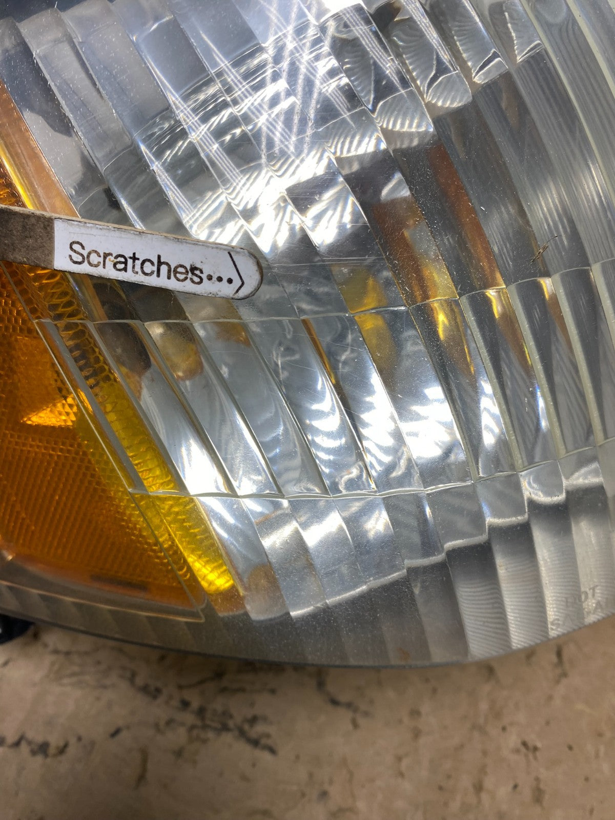 2001 - 2004 Ford Escape Right Passenger RH Halogen Headlight af8218 DG3