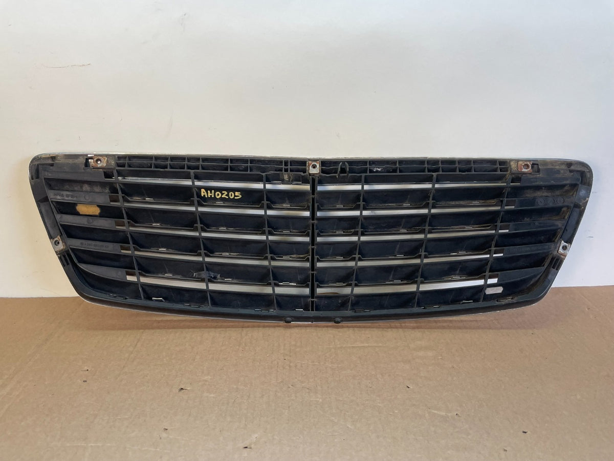 2003 to 2006 Mercedes Benz S-Class Front Grille AH0205 DG3