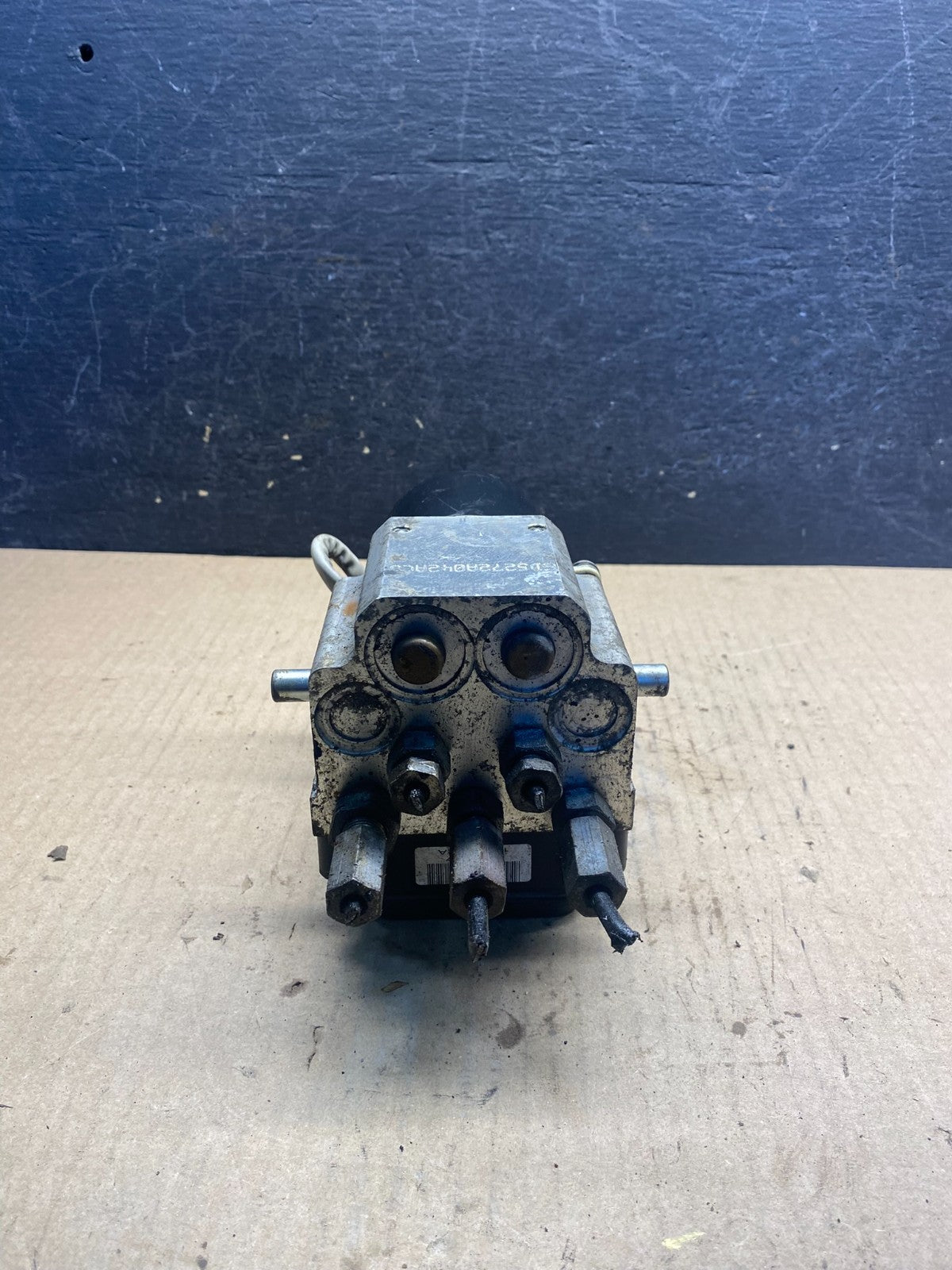 2006 2007 Ford E250 E350 Econoline Anti-Lock ABS Antilock Brake Pump ah1709 DG5