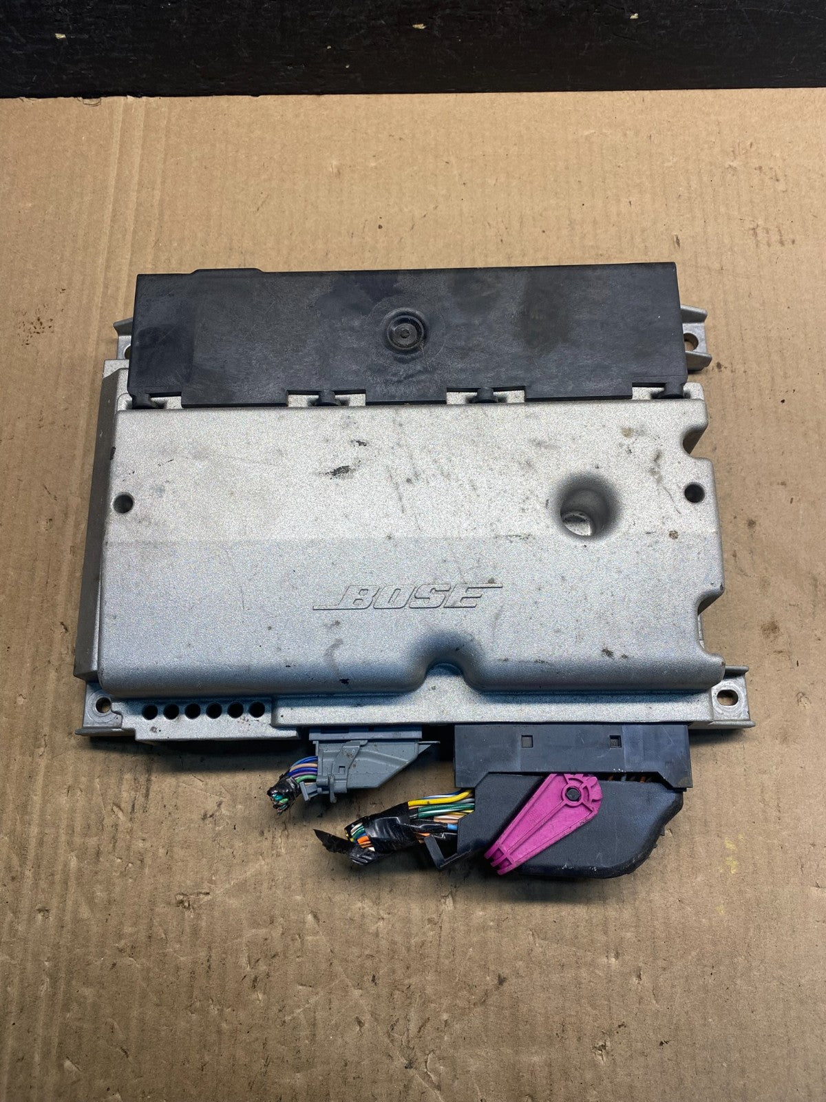 2005 to 2011 Cadillac STS Bose Radio Stereo Audio Amplifier Amp AE6421 DG0
