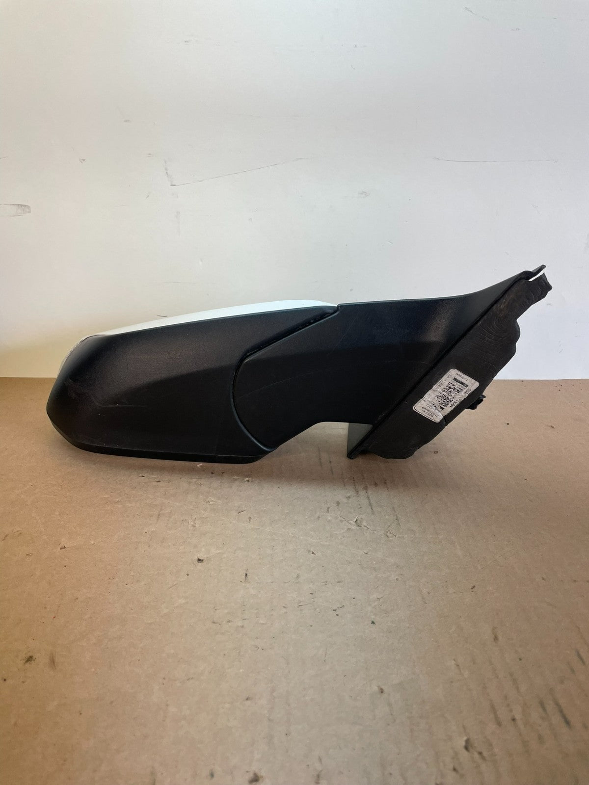 2016 to 2018 Chevrolet Malibu Right Passenger Turn Signal Door Mirror AG2547 MS3