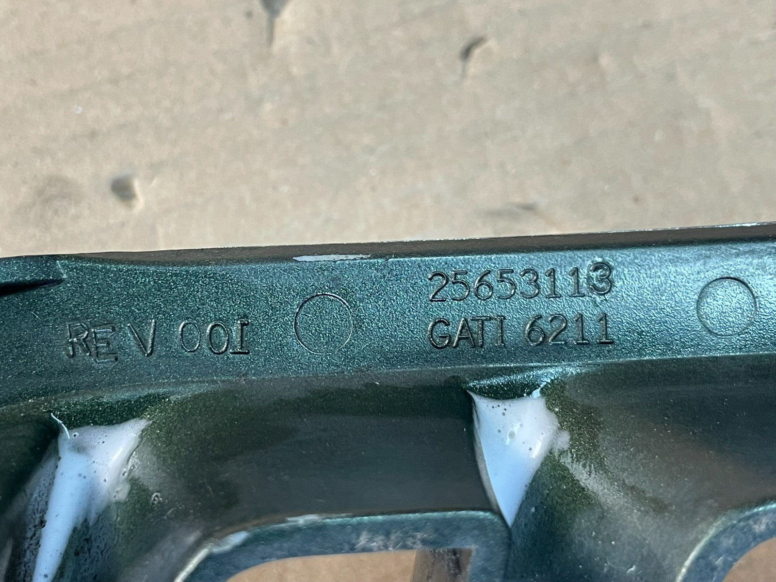 1998 to 2004 Cadillac Seville Front Upper Grille Grill AE3712 DG4