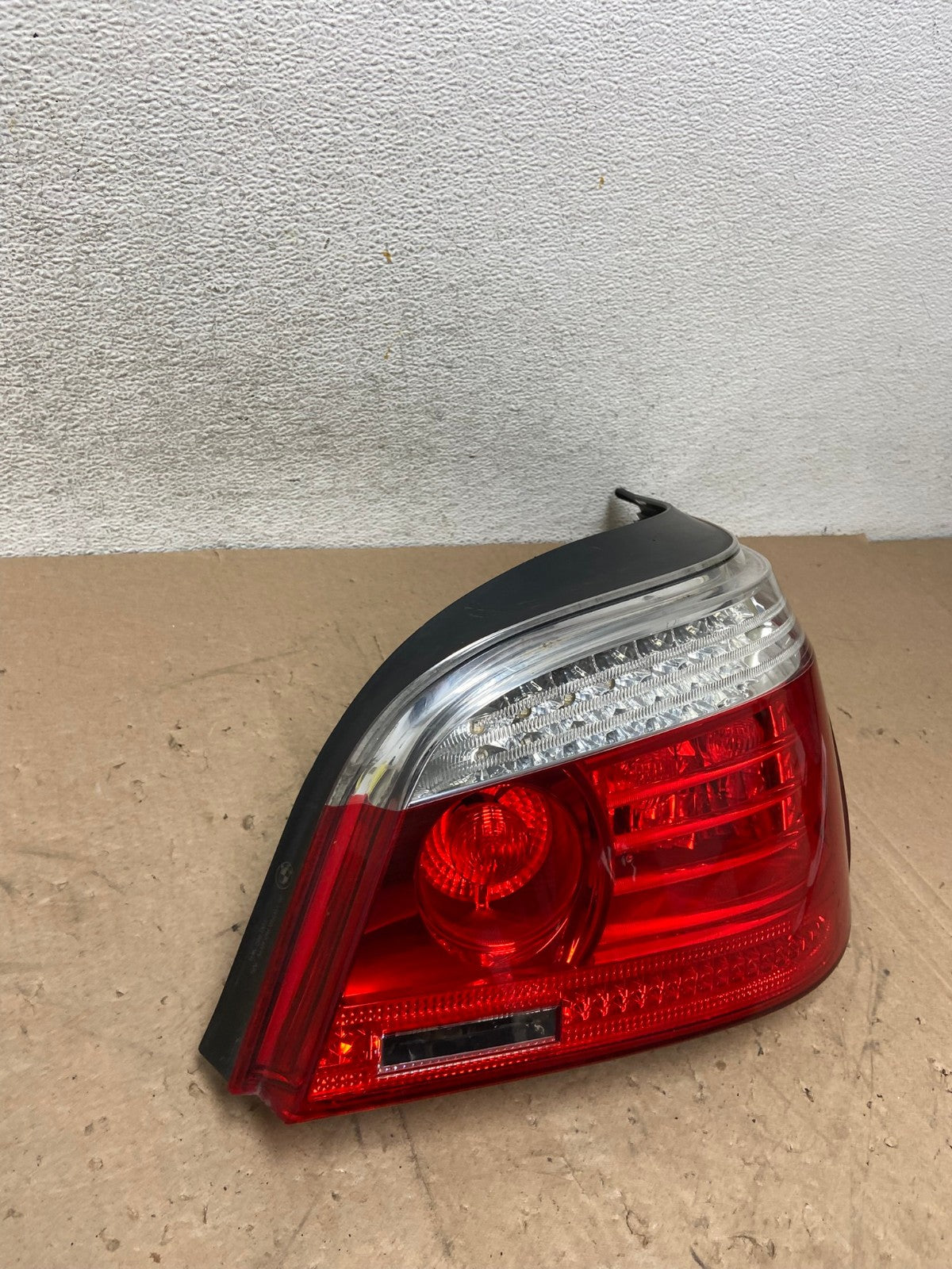 2008 2009 2010 BMW 5 525i 530i Right Passenger Rh Tail Side Light AG5337 LK2