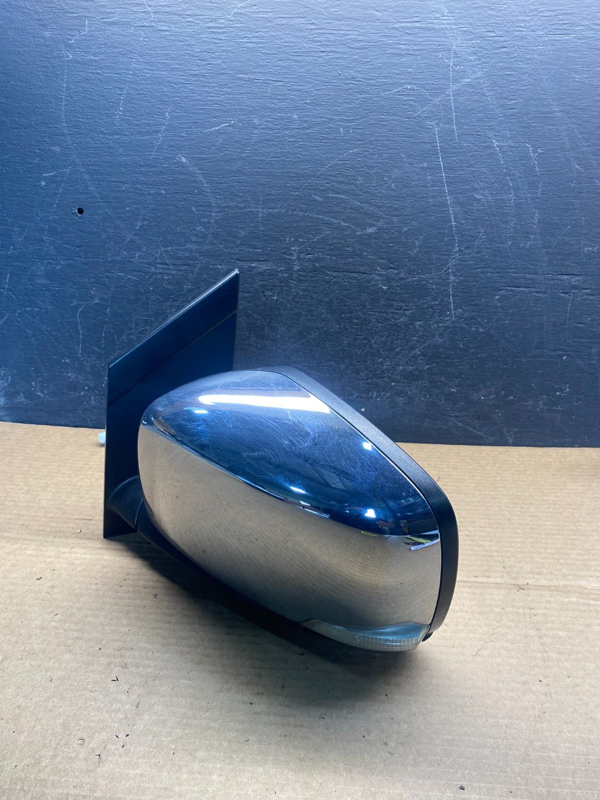 2008 - 2010 Chrysler Town Country Left Driver LH Turn Signal Mirror AF6779 DW2