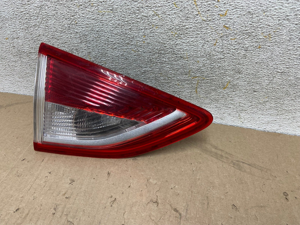 2013 to 2016 Ford Escape Left Driver LH Side Inner Tail Light AH6911 LK2
