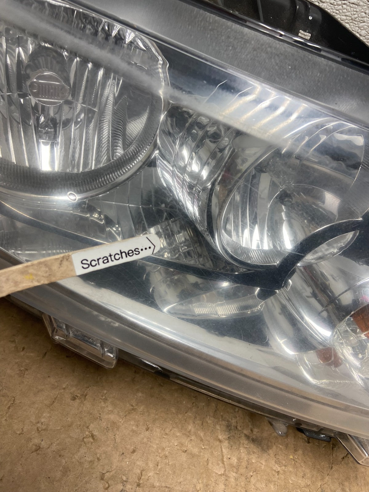 2011-2013 Jeep Grand Cherokee Right Passenger Halogen Headlight Y8814 DW3