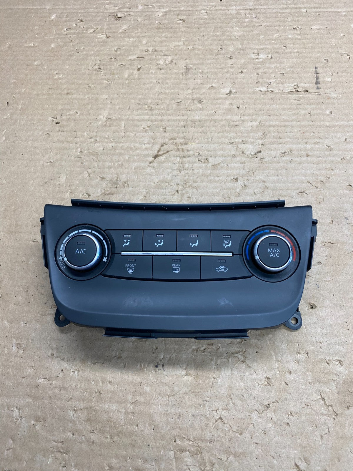 2015-2017 Nissan Sentra Climate Control Unit Heater Ac Temperature AG8408 DG0