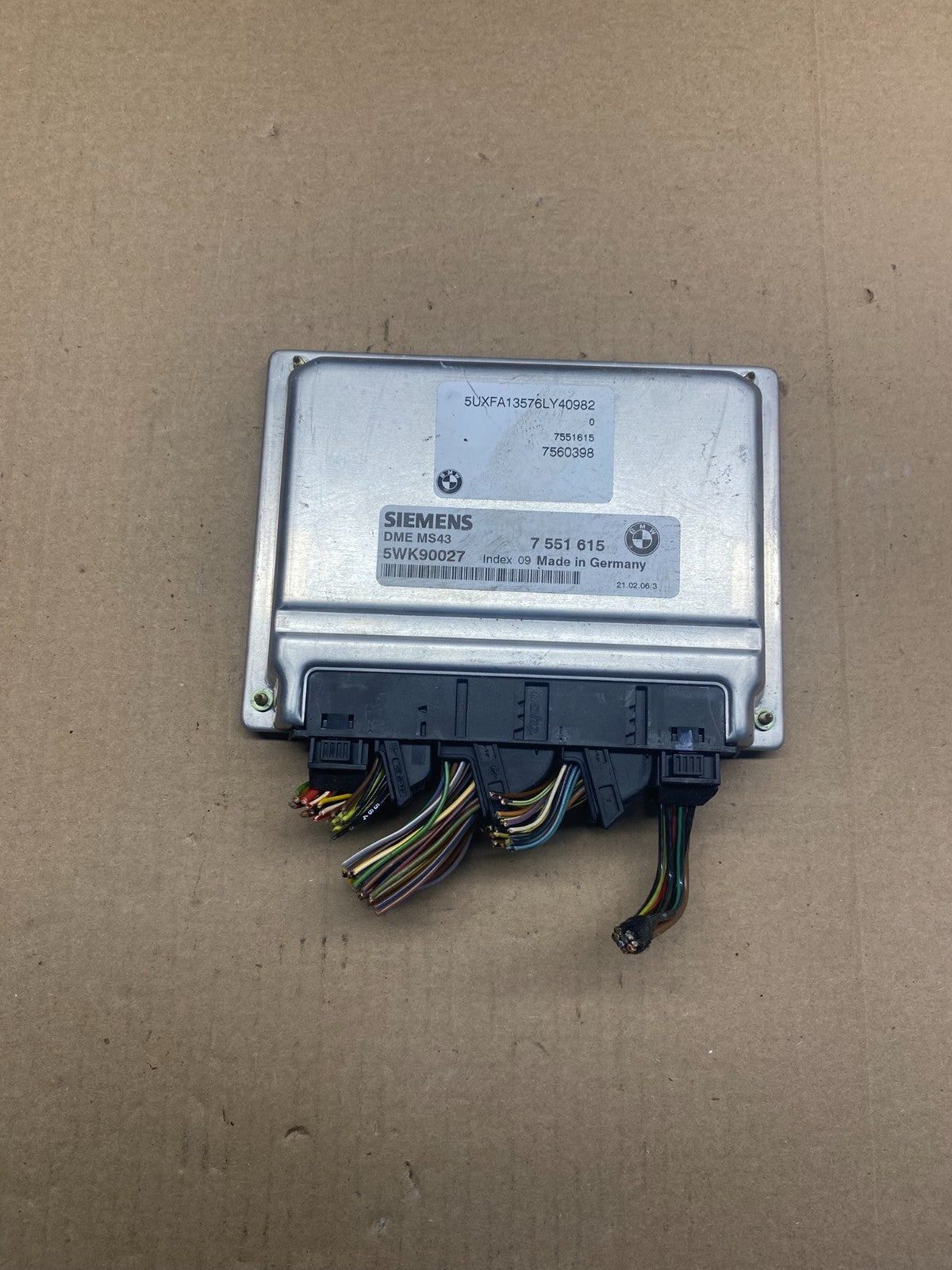 2003 to 2005 BMW X5 ECM ECU Engine Control Computer Module 7551615 AH3427 DG2