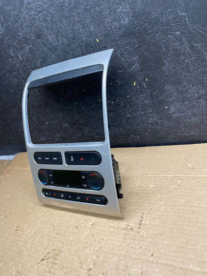 2007 - 2010 Ford Edge Heater Climate Control Radio Control Dash Bezel AG8422 DG4