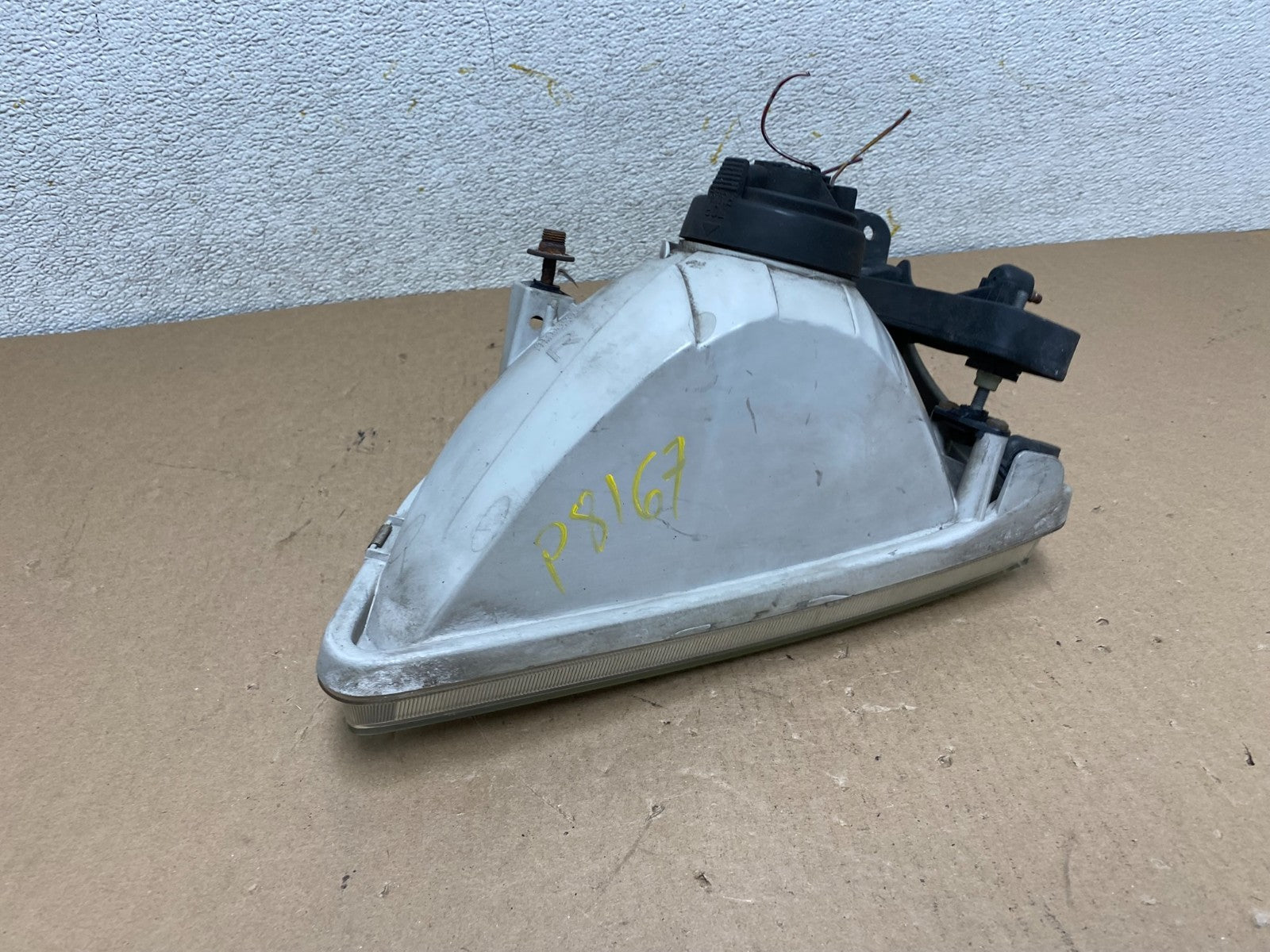 2001 2002 2003 Toyota Sienna Right Passenger Rh Side Headlight Halogen P8167 DW9
