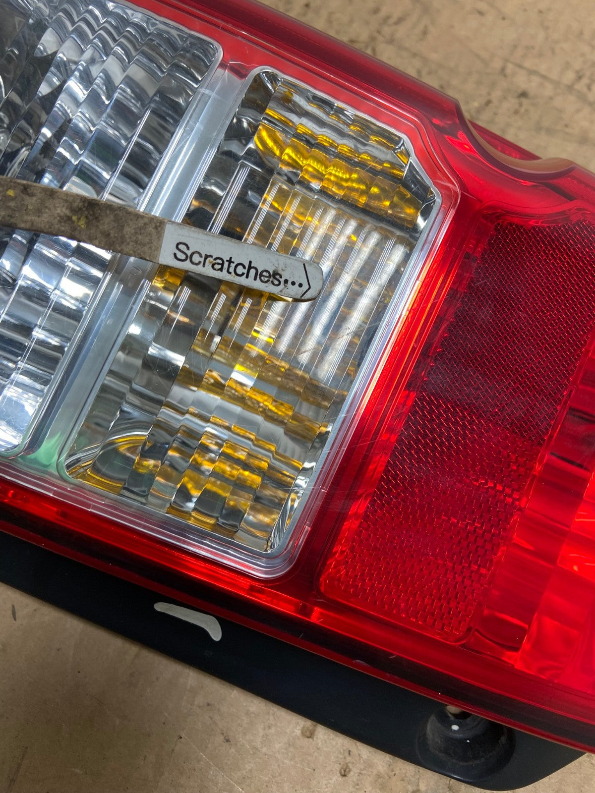 2005 to 2012 Nissan Pathfinder Tail light Left Driver Lh Side AD0534 LK3