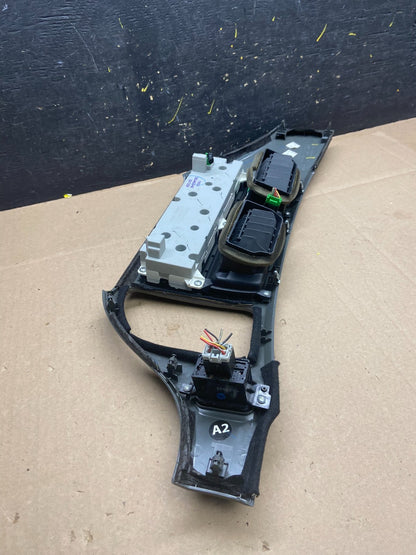 2005 to 2010 Honda Odyssey Radio Climate Control Dash Trim Bezel t9162 DG3