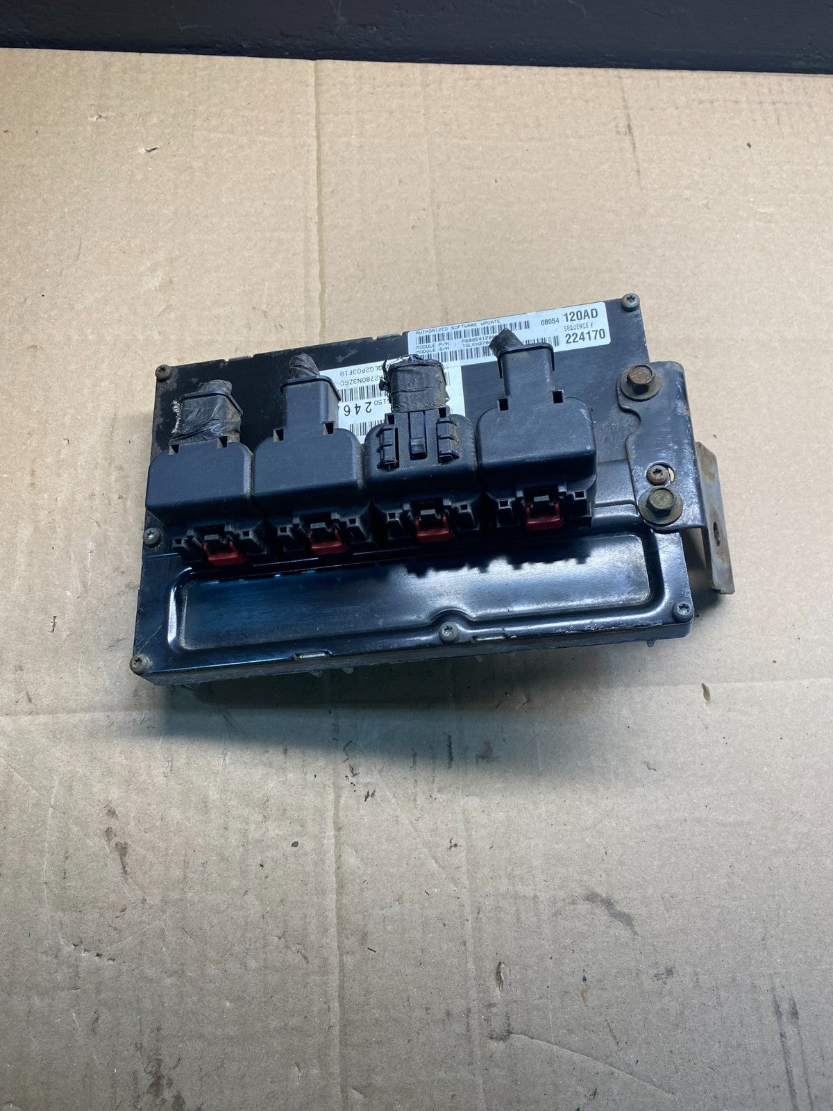 2008 2010 Dodge Charger 3.5L Engine Control P68054120ad ECM AB4213 DG0
