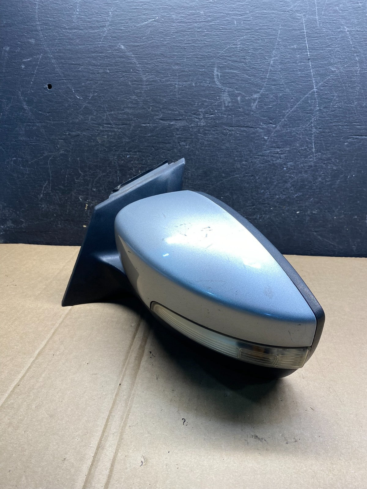 2015 to 2018 Ford Focus Left Driver View Door Turn Signal Mirror AG3667 DW2
