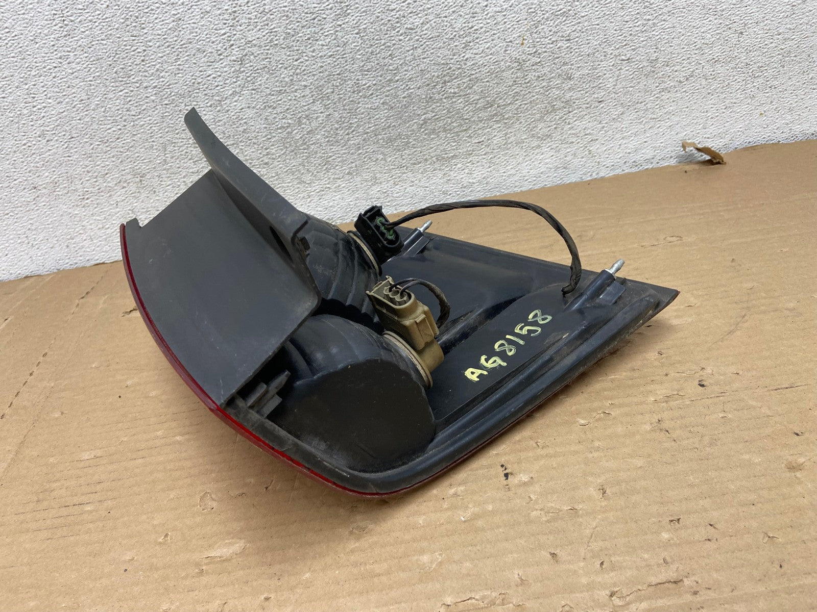 2003 2004 2005 2006 Ford Expedition Left Driver Lh Tail light AG8158 LK5