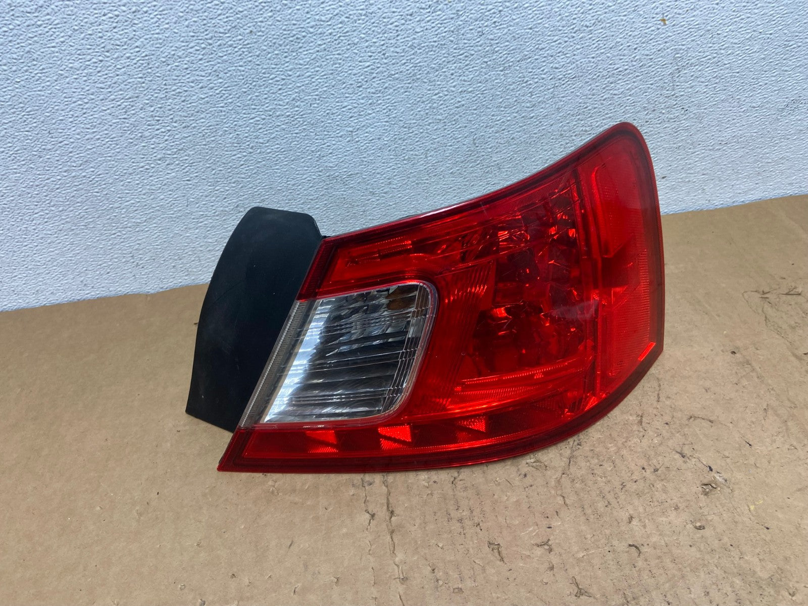 2009 2010 2011 2012 Mitsubishi Galant Right Passenger Tail Light AD1411 LK0