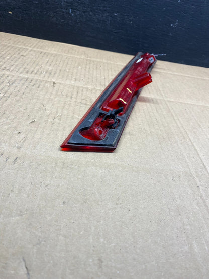 2007 to 2011 Ford Edge Rear Third Brake 3rd Light Lamp AD5098 DG2