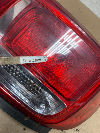 No Led Trim 2013-2015 Chevrolet Malibu Right Passenger Side Tail Light AF4807 LK3