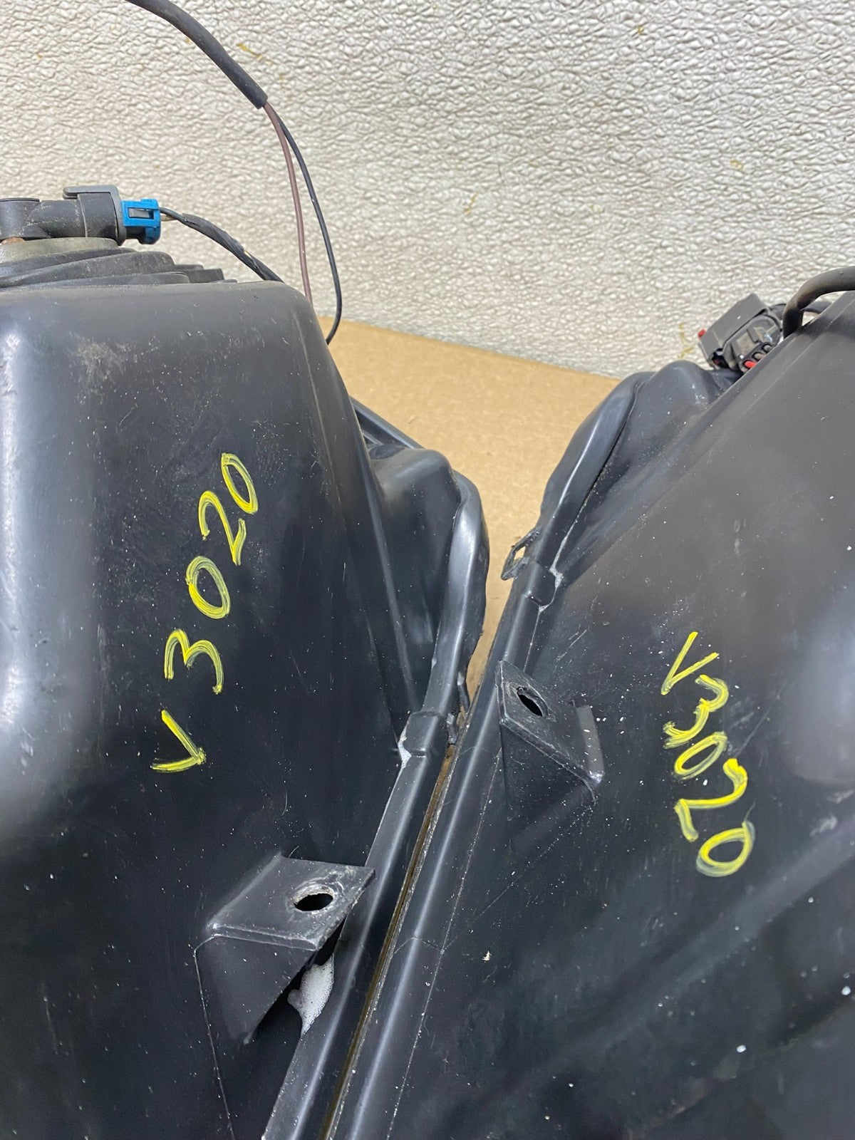 2005 2006 2007 Dodge Magnum Left+Right Side Headlights Oem V3020 DW15