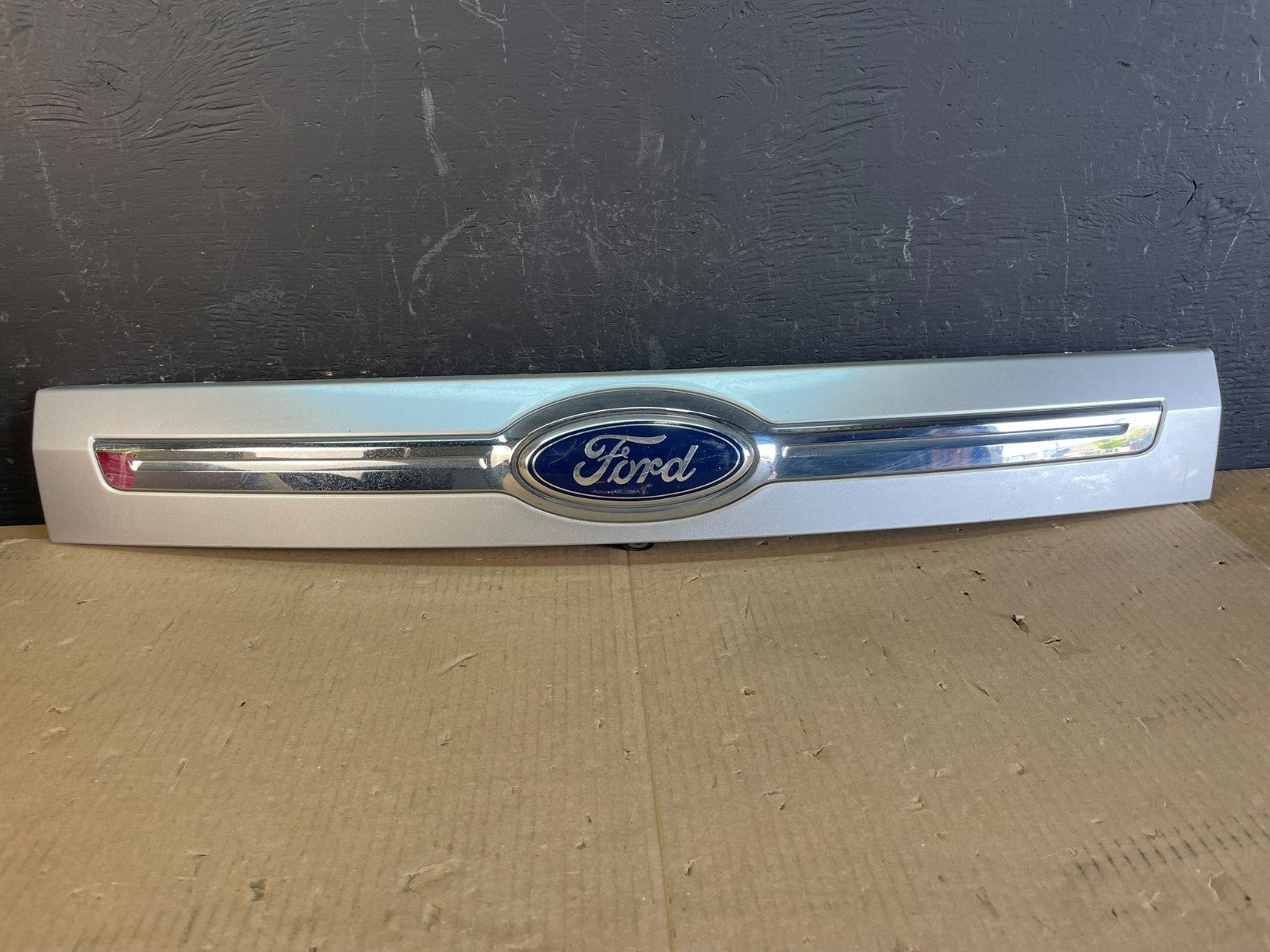 2011-2014 Ford Edge Lift Gate Handle Trim Back Up W/ Camera Panel ac1873 DG0