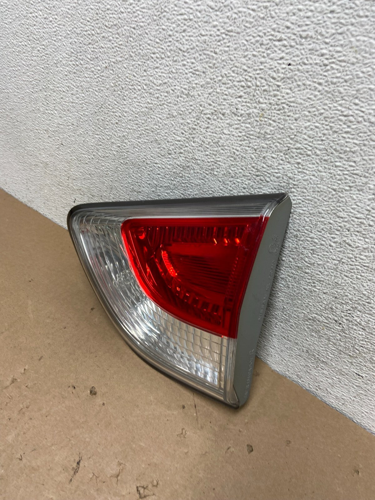 2013 to 2016 Nissan Pathfinder Right Passenger Inner Tail light AG43561