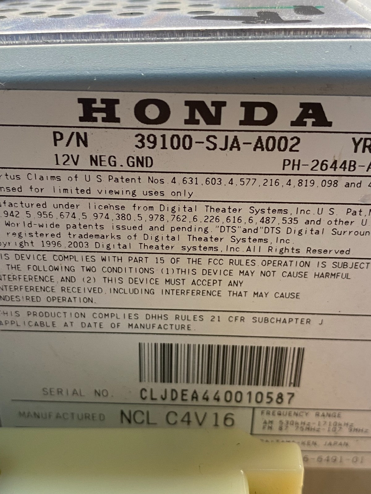 2005 to 2008 Acura RL Radio Stereo 6 CD Player Climate Control Pan AD3582 DG6