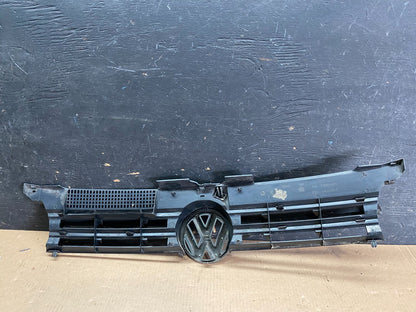2004 to 2009 Volkswagen Golf MK5 Front Bumper Grill Grille 1j0853651f P5921 DG8